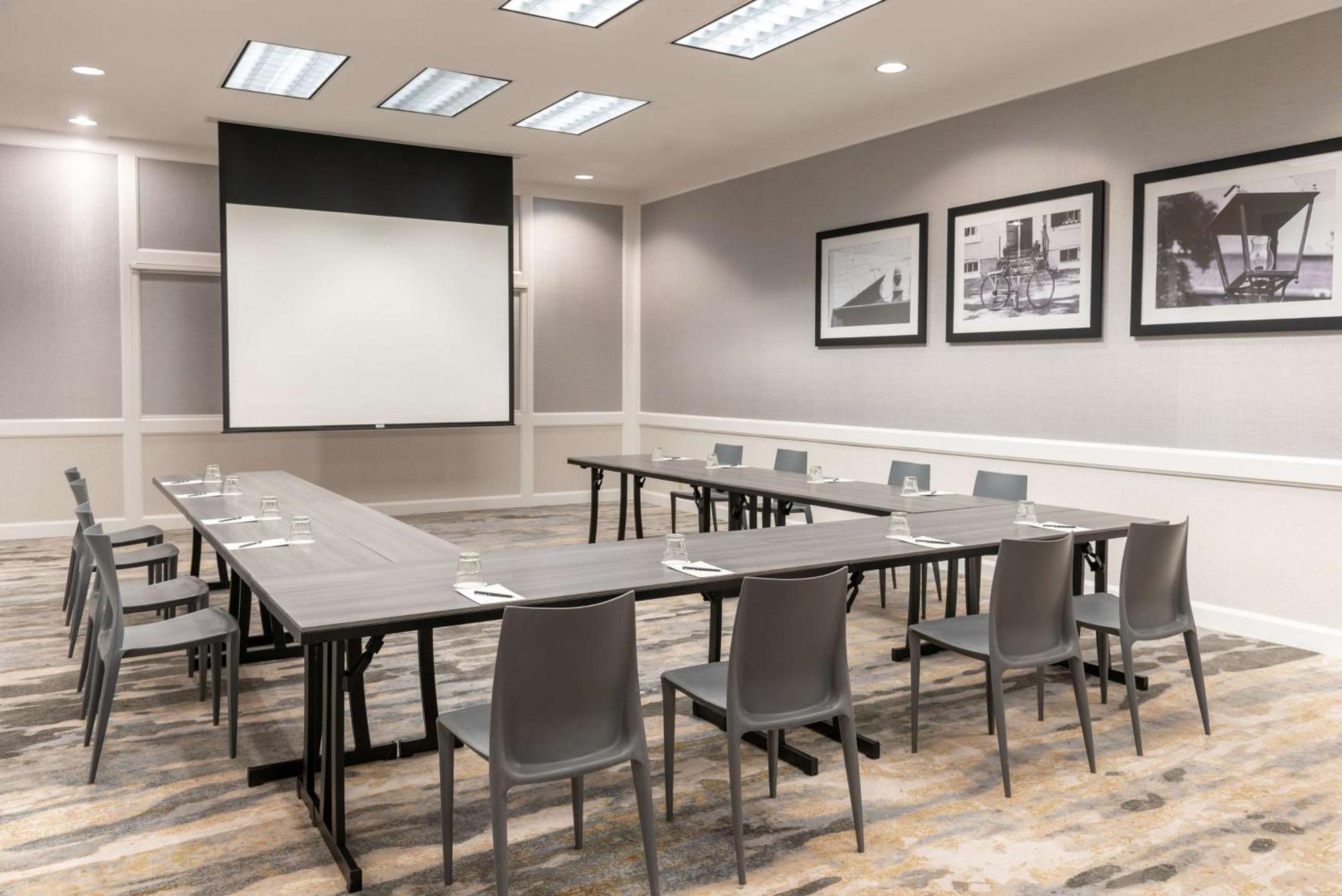 Hilton Alexandria Mark Center Luaran gambar