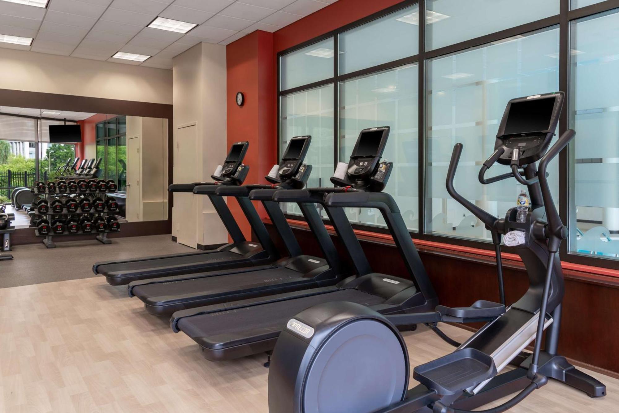 Hilton Alexandria Mark Center Luaran gambar