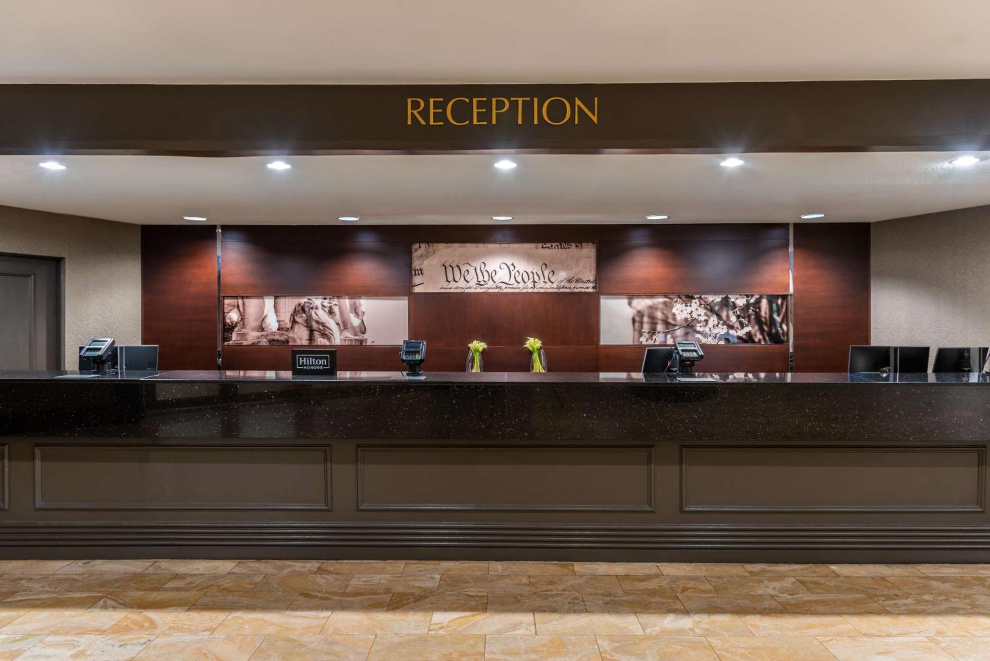 Hilton Alexandria Mark Center Luaran gambar